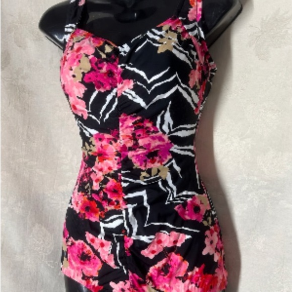 ‼️SALE‼️Azul one-piece floral swimsuit size 10 NWT - Picture 10 of 13